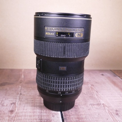 Nikon f 4 - af-s, mm